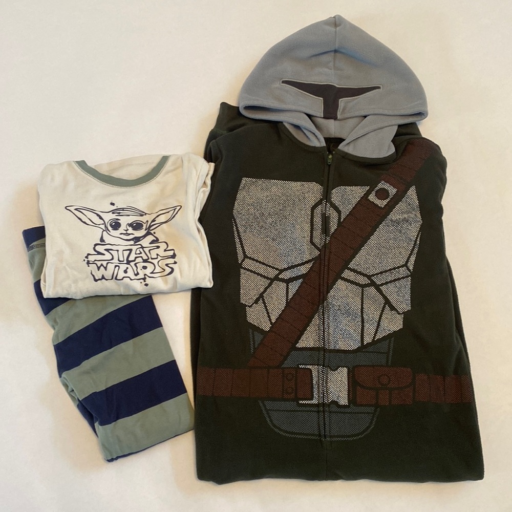 StarWars pjs size 8 Gap